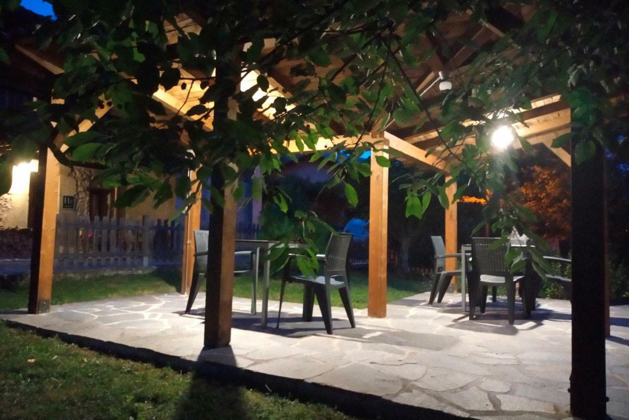 Hotel Rural Llerau Ponga 外观 照片