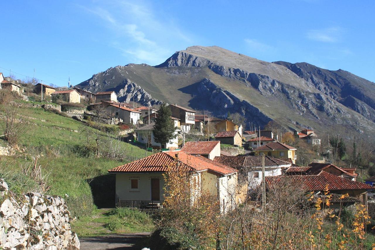 Hotel Rural Llerau Ponga 外观 照片